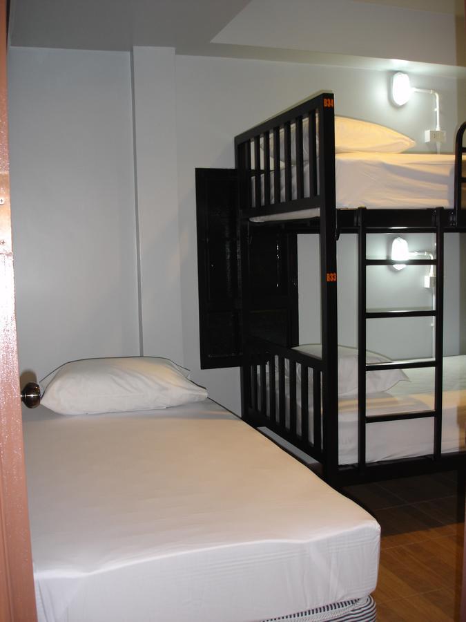 Rak Khun Hostel Chiang Mai Exteriör bild