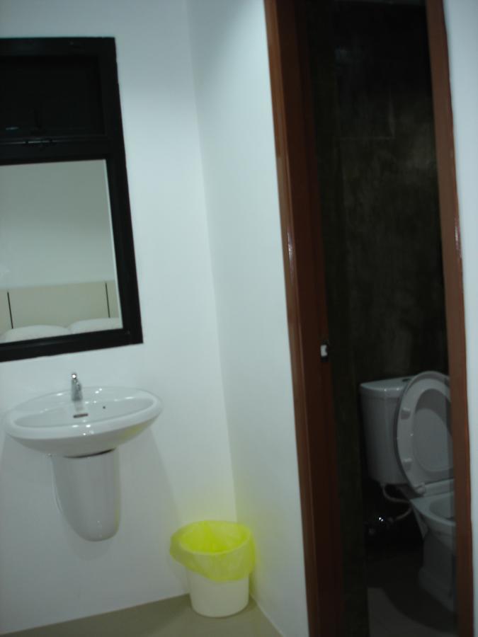 Rak Khun Hostel Chiang Mai Exteriör bild