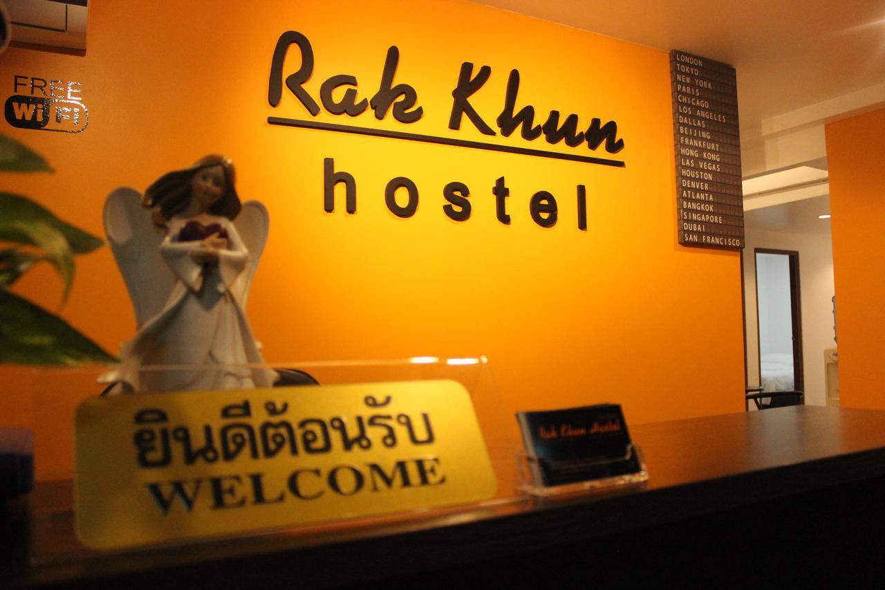 Rak Khun Hostel Chiang Mai Exteriör bild