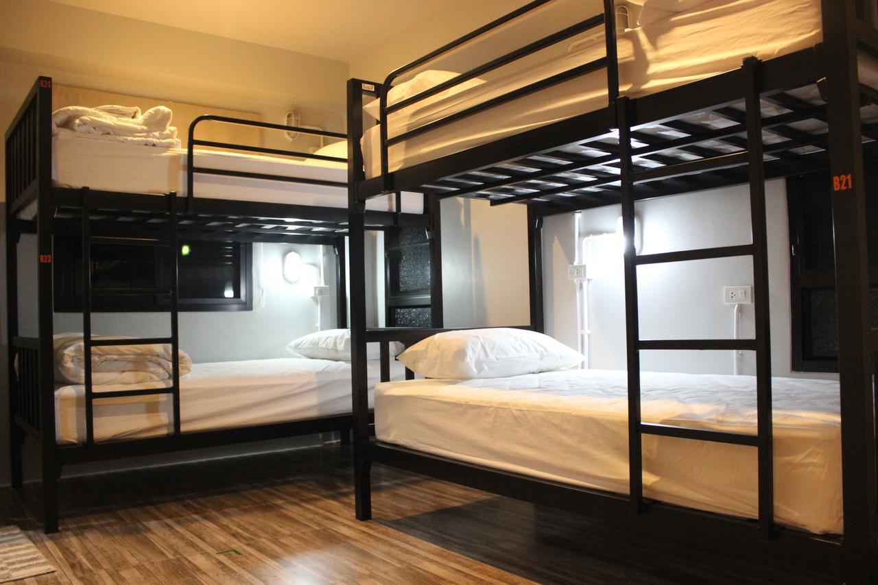 Rak Khun Hostel Chiang Mai Exteriör bild